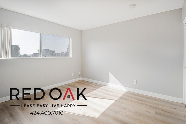 Foto del edificio - 6700 Franklin Pl