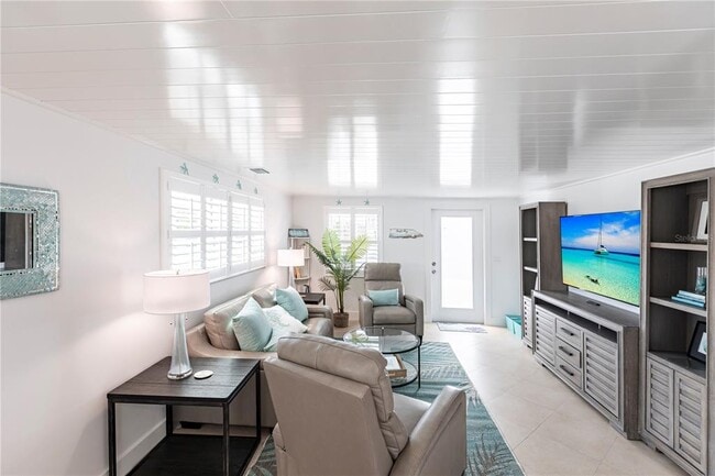 Building Photo - 6154 Midnight Pass Rd