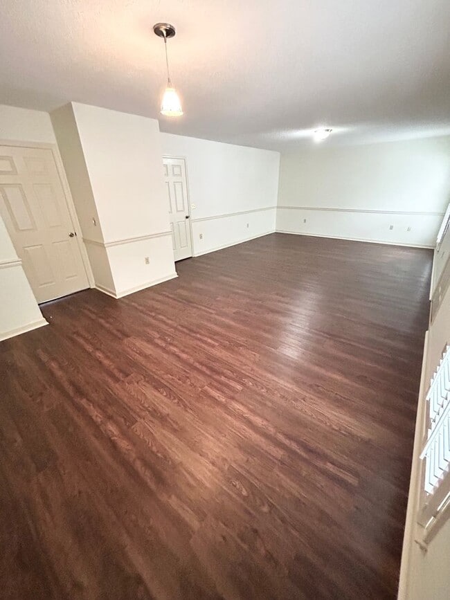 Building Photo - Historic District