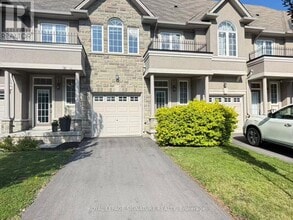 Building Photo - 370 Stonehenge Dr