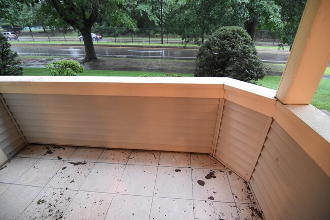 Building Photo - 1212 VFW Parkway