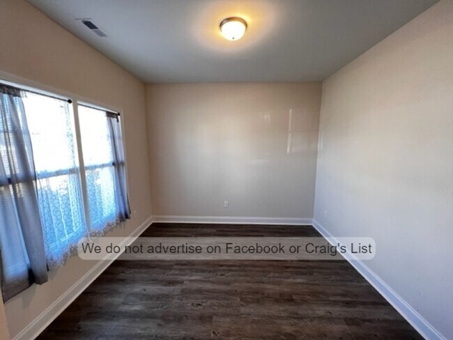Building Photo - Four Sierra Ranch- Enchanted Valley