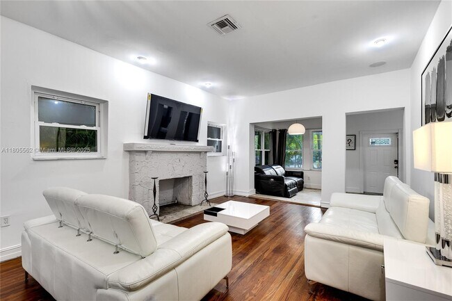 Foto del edificio - 86 NE 47th St