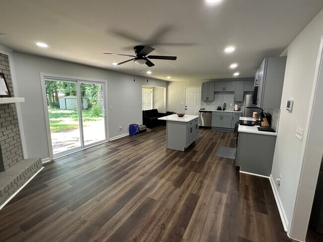 Cocina - 2048 Quilt Ct