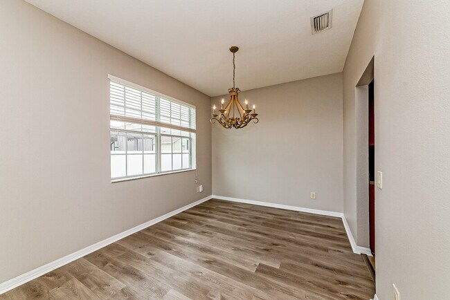 Foto del edificio - 9011 40th Ct E