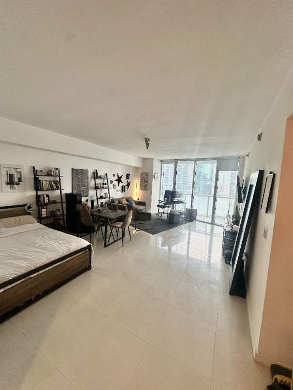 Building Photo - 465 Brickell Ave