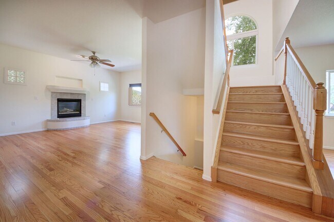 Foto del edificio - 1734 W Yampa St
