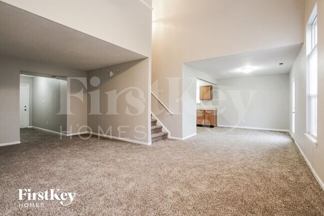 Foto del edificio - 3265 Blue Ash Ln