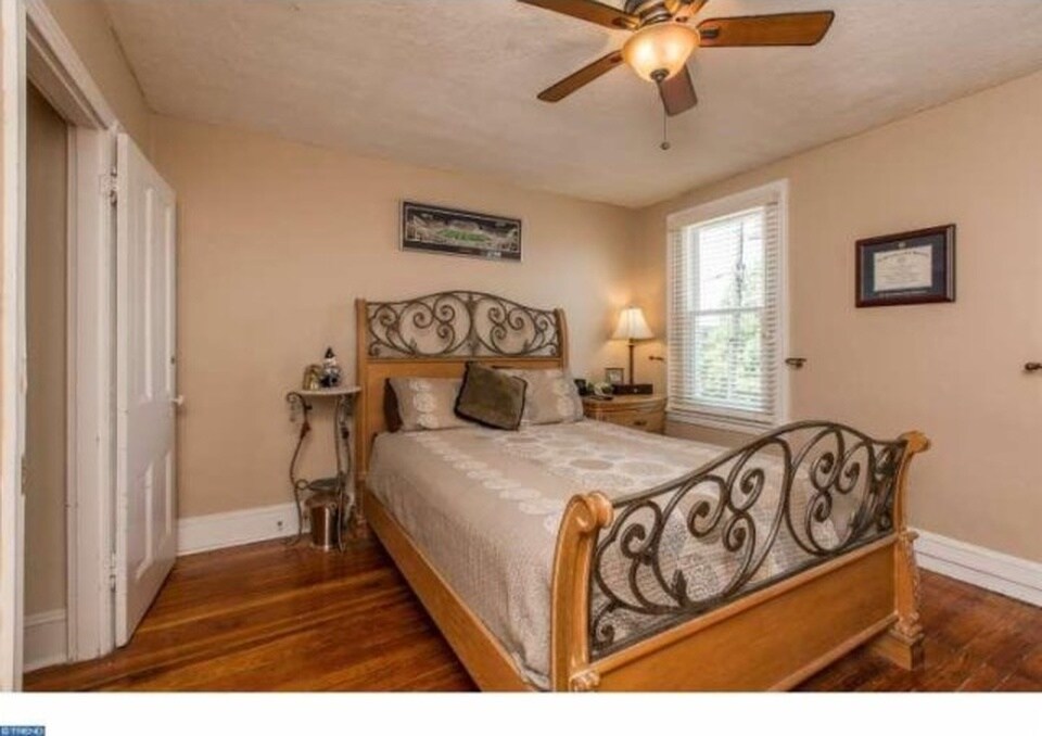 Primary Photo - 413 Markle St