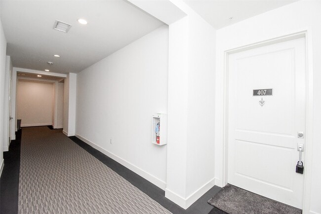 Foto del edificio - 4820 Caroline St