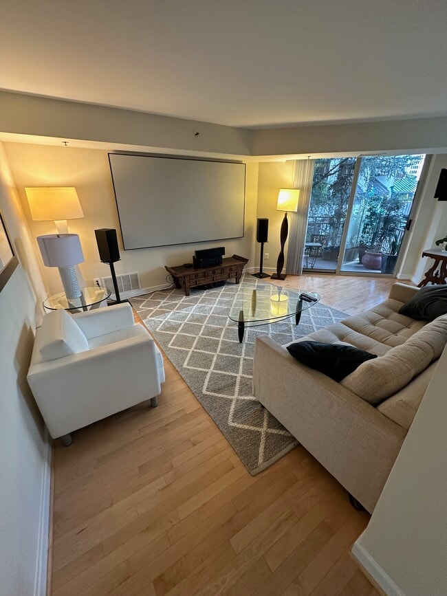 living room - 7500 Woodmont Ave
