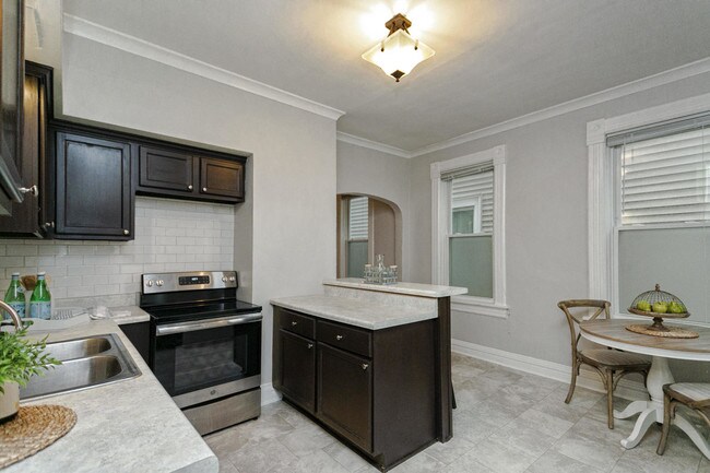 Kitchen (before upgrade) - 2249 S Mound St