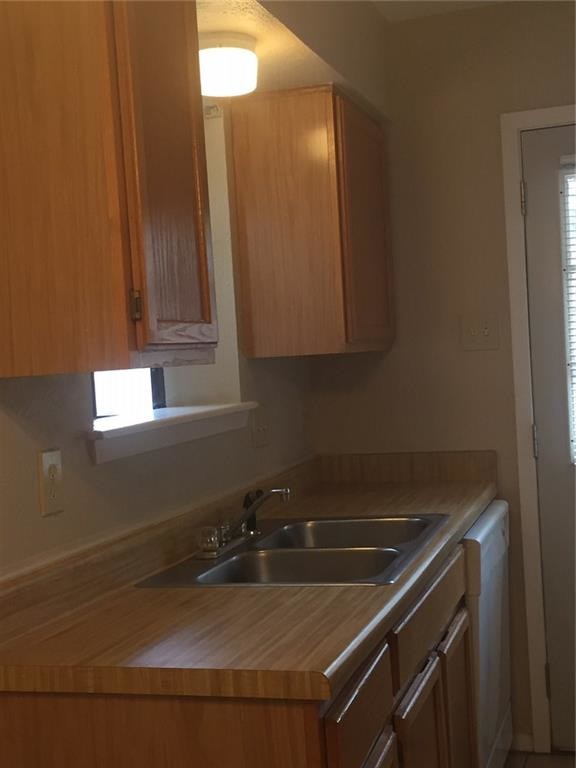 Building Photo - 1805 W Spring Creek Pkwy