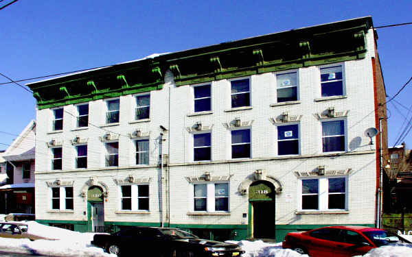 Building Photo - 318-320 Forrest St