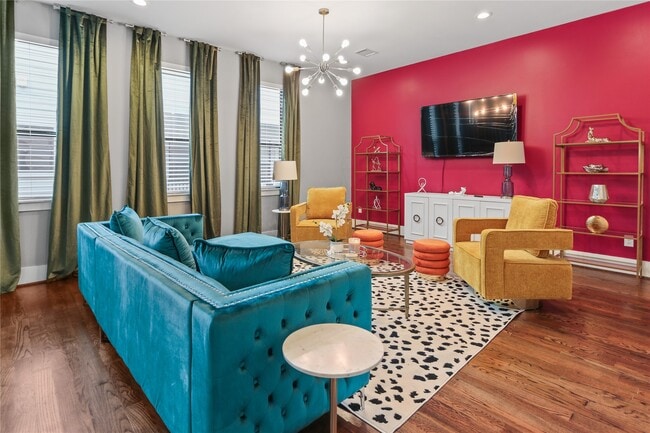 Foto del edificio - 2105 Hadley St