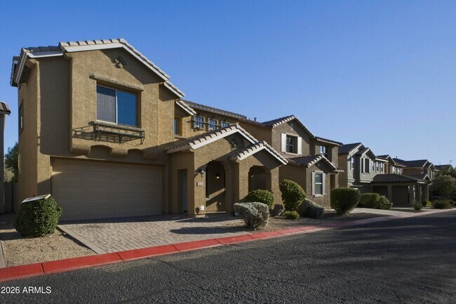 Foto del edificio - 5643 E Alder Ave