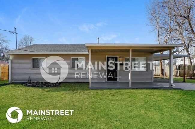 Building Photo - 4915 Seville Dr