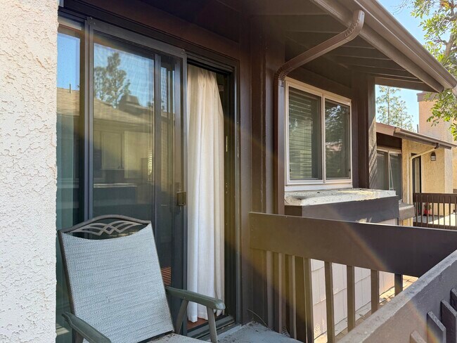 Foto del edificio - 6716 Clybourn Ave