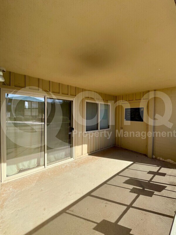 Primary Photo - 2525 N Alvernon Way