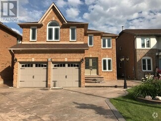 Building Photo - 54 Hollybush St