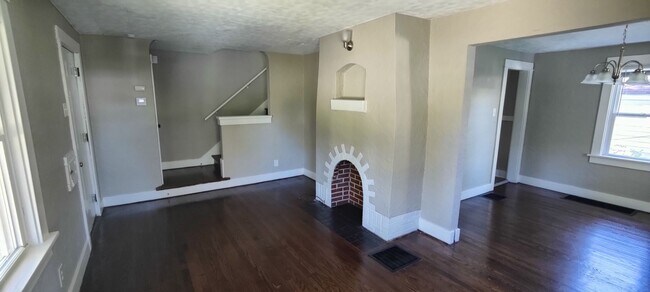 Building Photo - 3215 Merrimac Ave