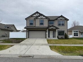 Building Photo - 3420 W Pescador Dr