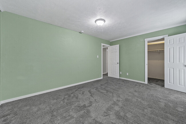 Building Photo - 4011 Owen Ln