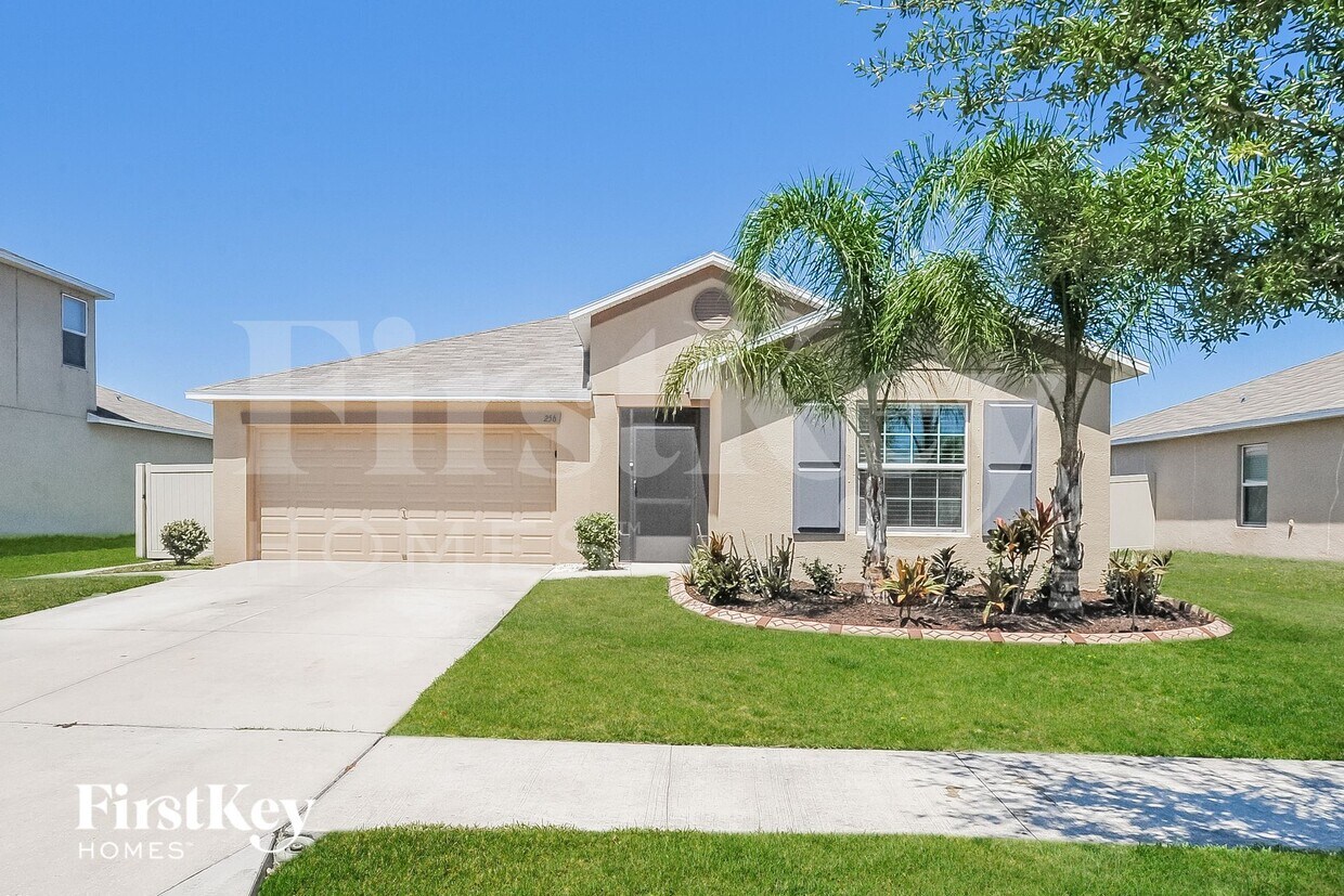 Foto principal - 256 Cascade Bend Dr