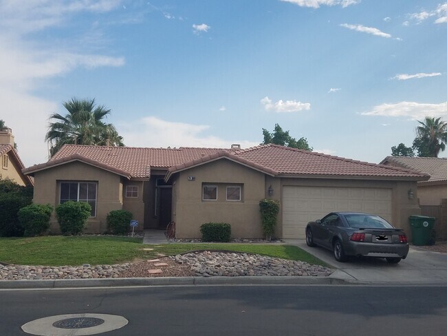 Building Photo - 79369 Paseo Del Rey