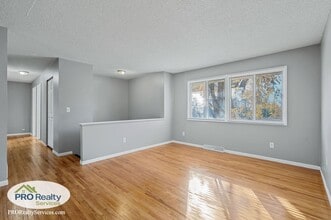Building Photo - 1001 38th Ave