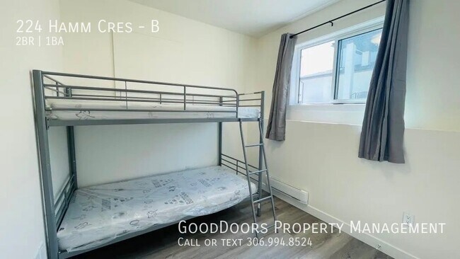 Building Photo - 224 Hamm Cres