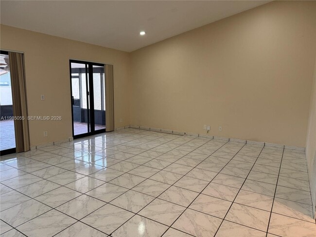 Building Photo - 17321 NW 63rd Ave