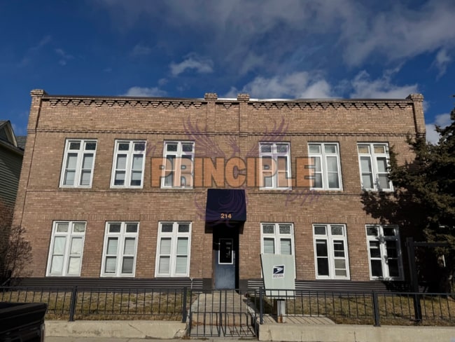 Building Photo - 214 E 3rd St
