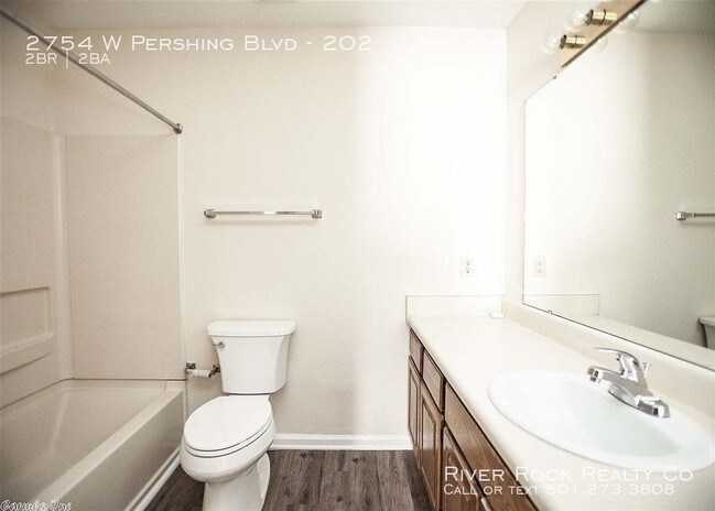 Foto del edificio - 2754 W Pershing Blvd