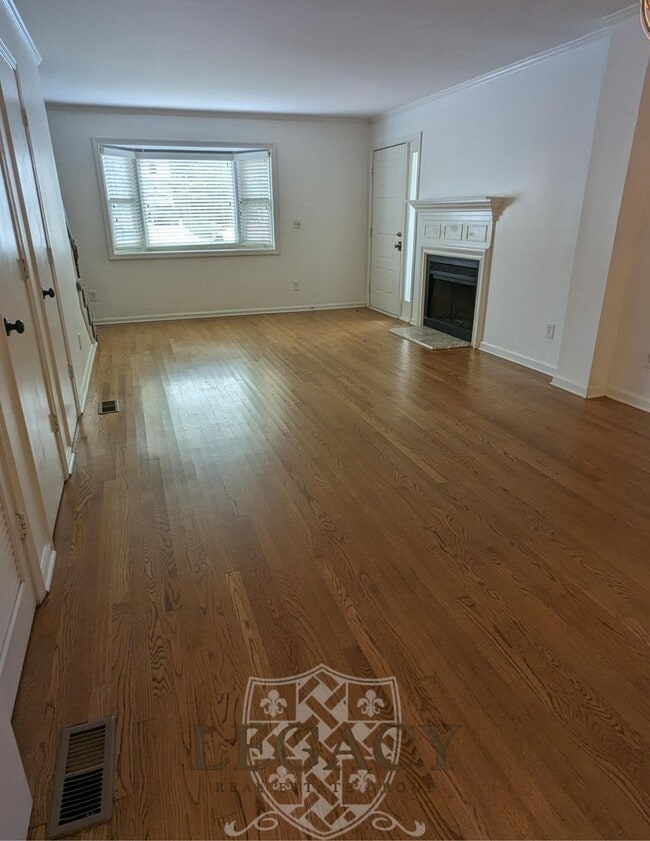 Foto del edificio - 1101C Biltmore Dr