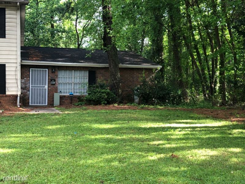 Foto principal - 1893 Whitehall Forest Ct SE