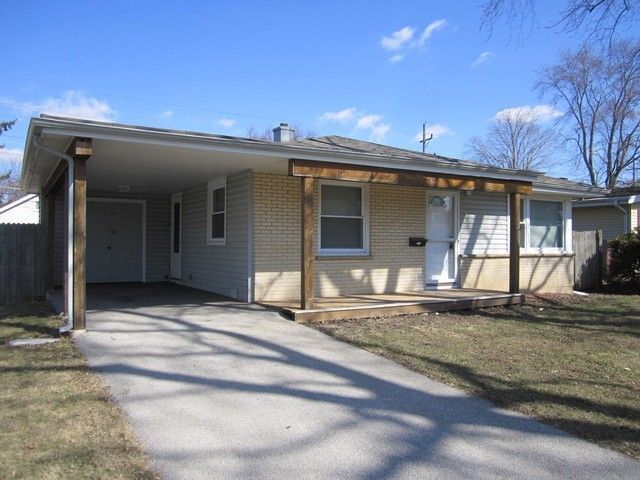 Primary Photo - Nicely updated 3 bedroom Ranch