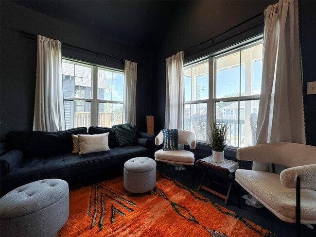 Foto del edificio - 1208 32nd St