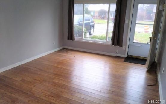 Foto del edificio - 28479 Sutherland St