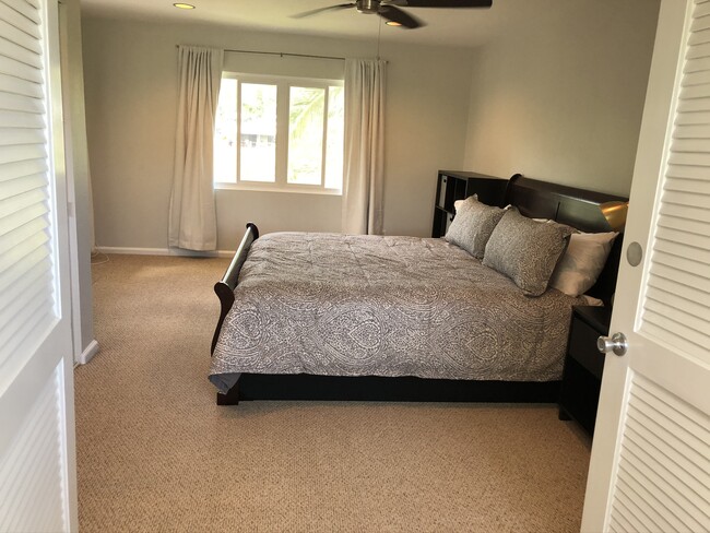 Huge master bedroom with canal view - 1051 Kainui Dr