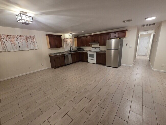 Foto del edificio - 400 Count St