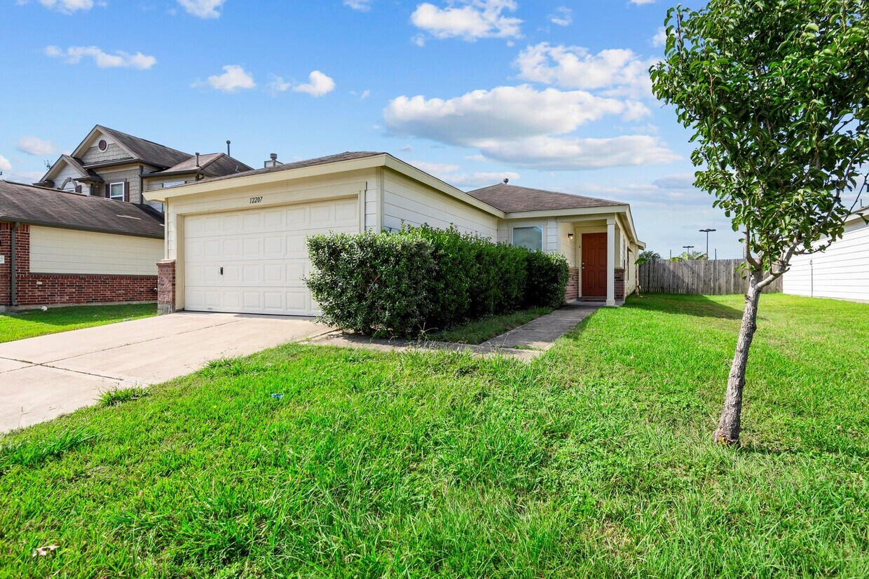 12207 Windsor Bay Ct, Tomball, TX 77375 House Rental in Tomball, TX