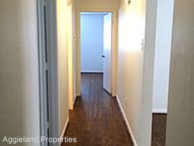 Foto del edificio - 3 br, 1.5 bath House - 3320 Judythe Ct