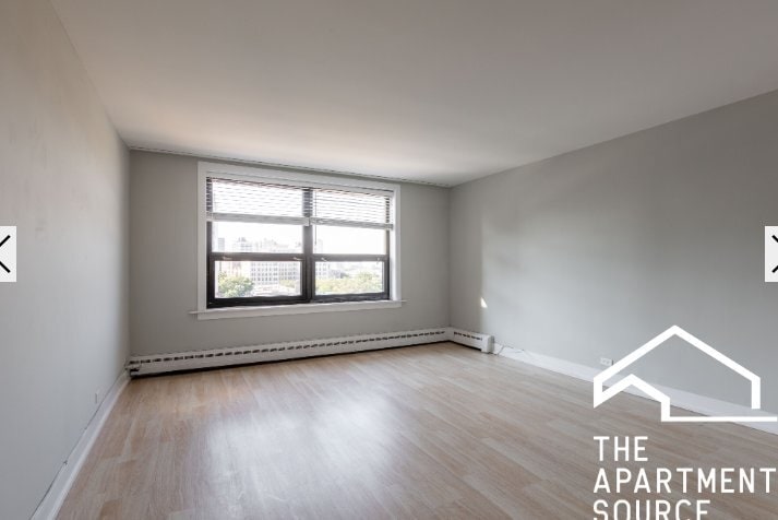 Photo - 445 W Wellington Ave (Chicago, IL)