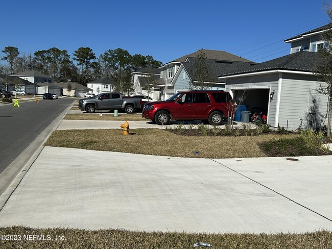 Building Photo - 283 Wineberry Ln