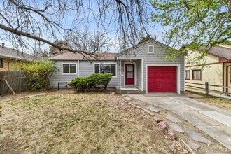 Building Photo - 1325 Lansing St