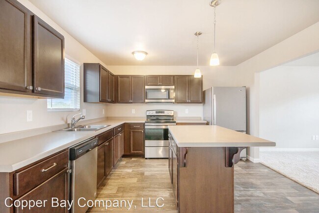 Building Photo - 4 br, 2.5 bath House - 2680 Plover Drive