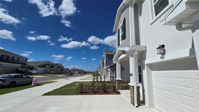 Foto del edificio - 2664 Armstrong Ave