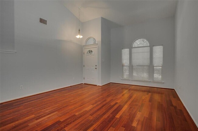 Building Photo - 16612 Brayton Park Dr