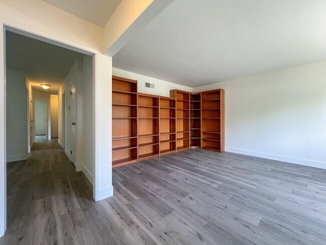 Foto del edificio - 1742 Sequoia St